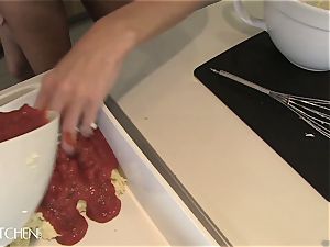 India Summers drills while cooking